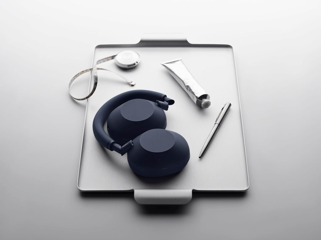Sony WH-1000XM6 : Le meilleur casque sans fil à réduction de bruit, processeur HD NC QN3, 12 microphones, optimiseur de réduction de bruit adaptatif, masterisé par des ingénieurs, qualité studio, autonomie de 30 heures, bleu nuit 