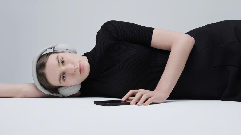 Sony WH-1000XM6 : Le meilleur casque sans fil à réduction de bruit, processeur HD NC QN3, 12 microphones, optimiseur de réduction de bruit adaptatif, masterisé par des ingénieurs, qualité studio, autonomie de 30 heures, bleu nuit 